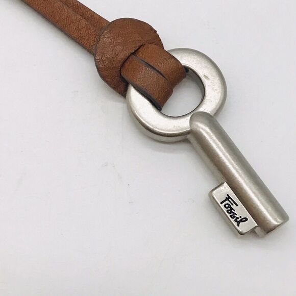 Fossil Key Charm Purse Accessory Key Fob Keychain Brown Leather with Silver Key - Picture 5 of 10